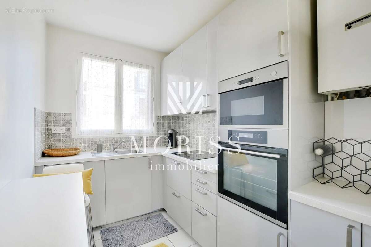 Appartement à PARIS-12E