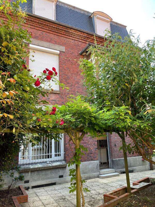 Maison à CHAUNY