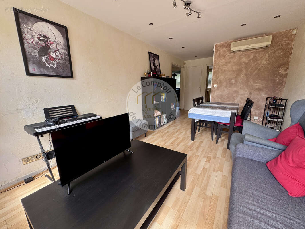 Appartement à MARSEILLE-9E