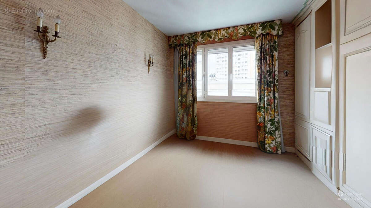 Appartement à PARIS-12E