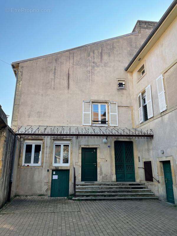 Appartement à GORZE