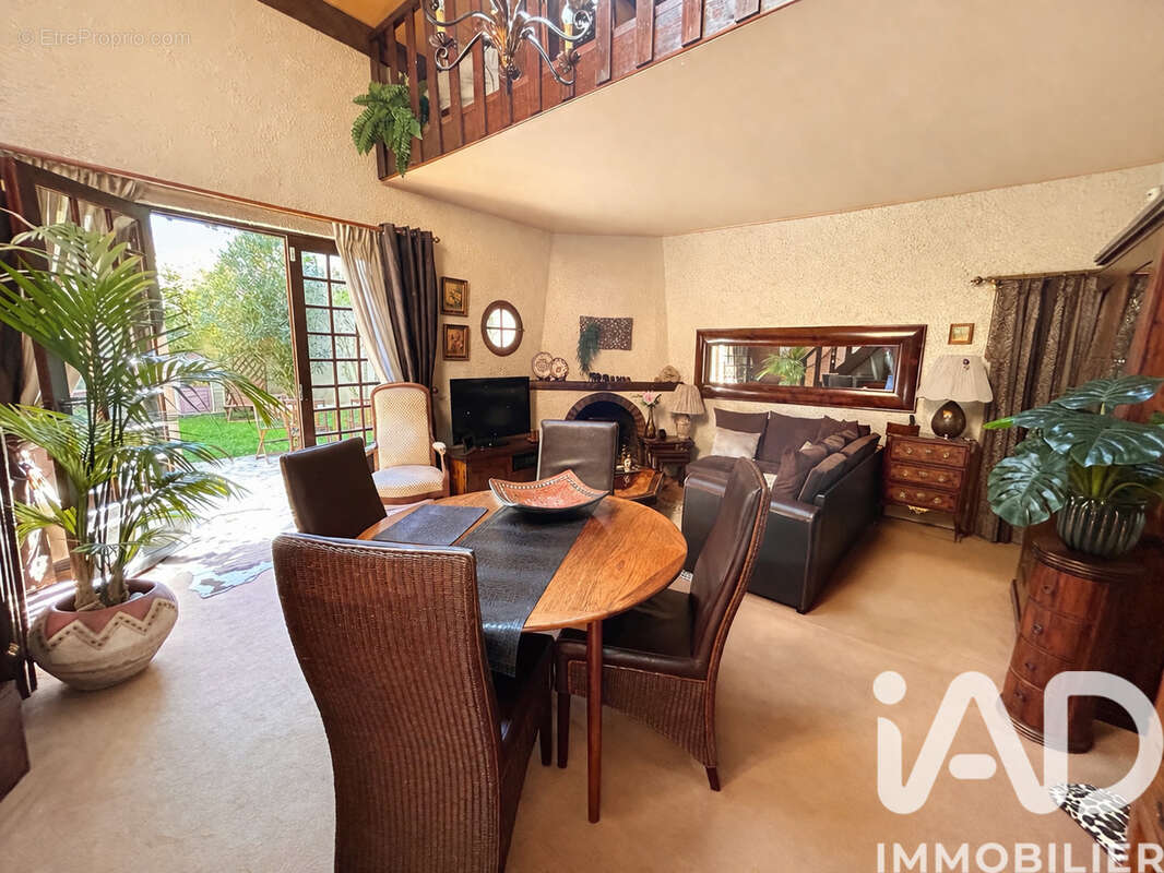 Photo 2 - Maison à CACHAN