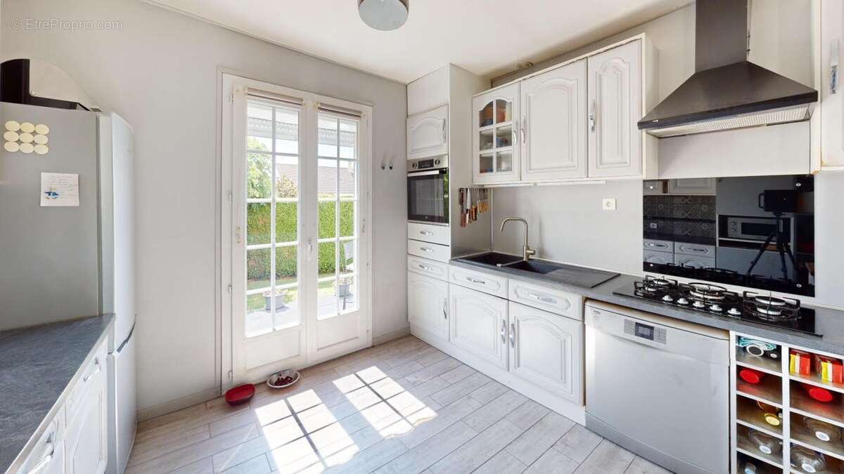 Maison à ROZAY-EN-BRIE