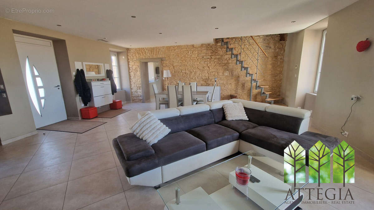 Maison 212 m² à Ardentes  - photo 7