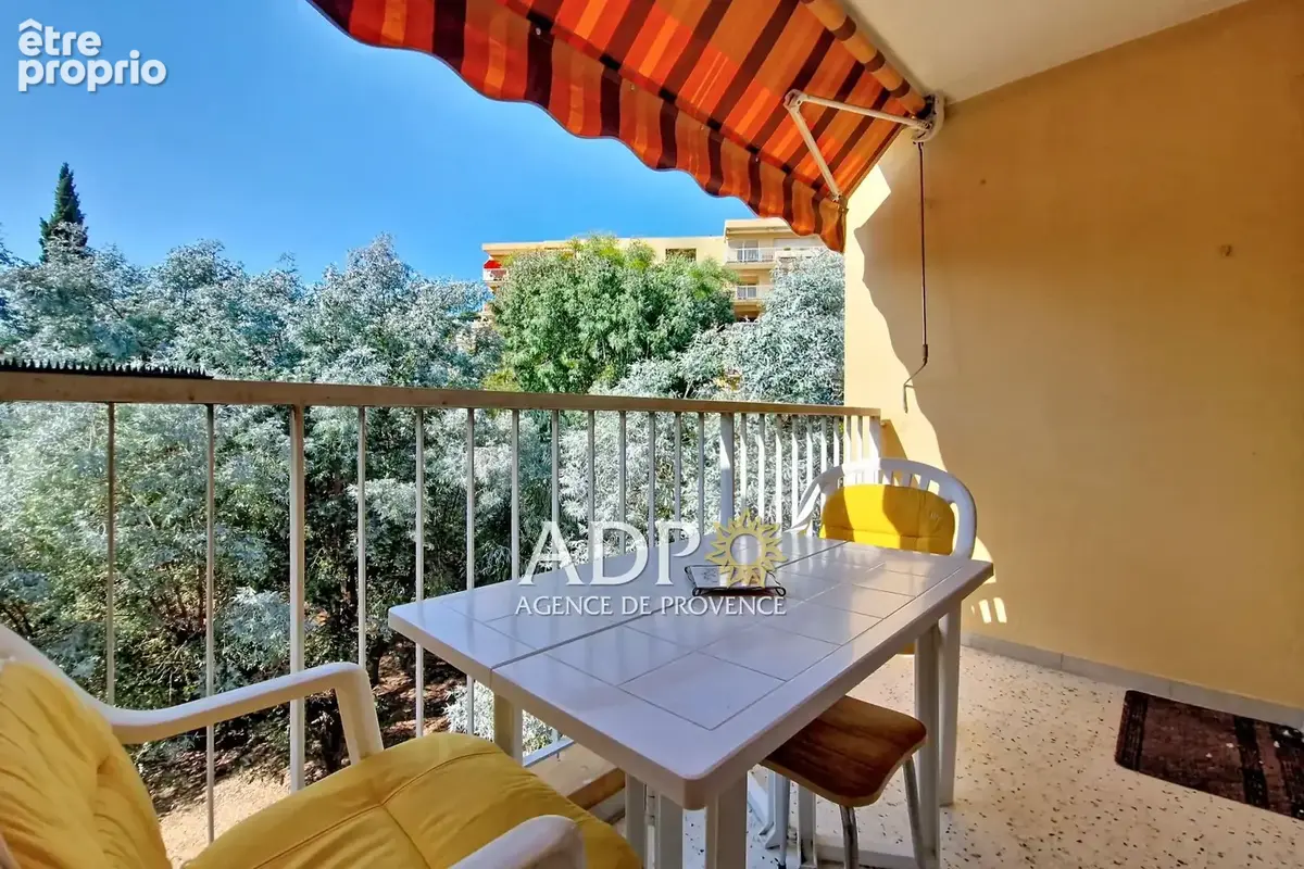 Appartement à MANDELIEU-LA-NAPOULE