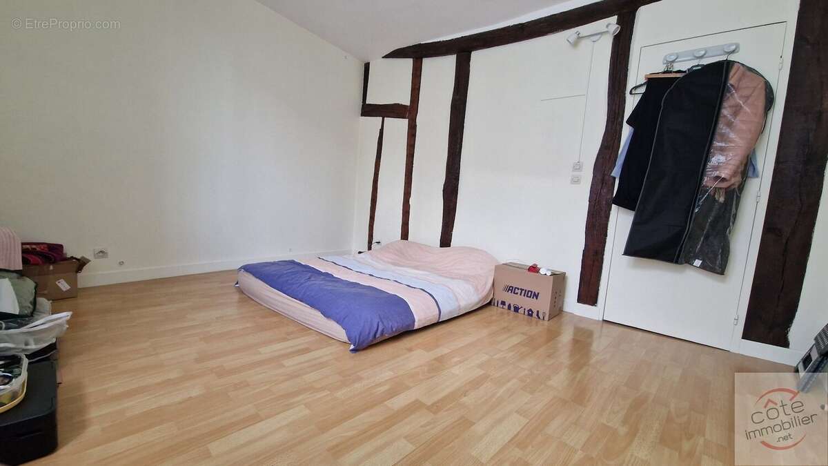 Appartement à DOURDAN