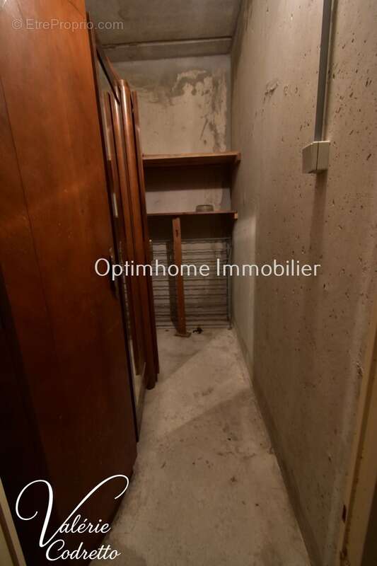 Appartement traversant 87 m² avec terrasse plein sud, parking et 2 caves – Hyères Centre 83400 - photo 14
