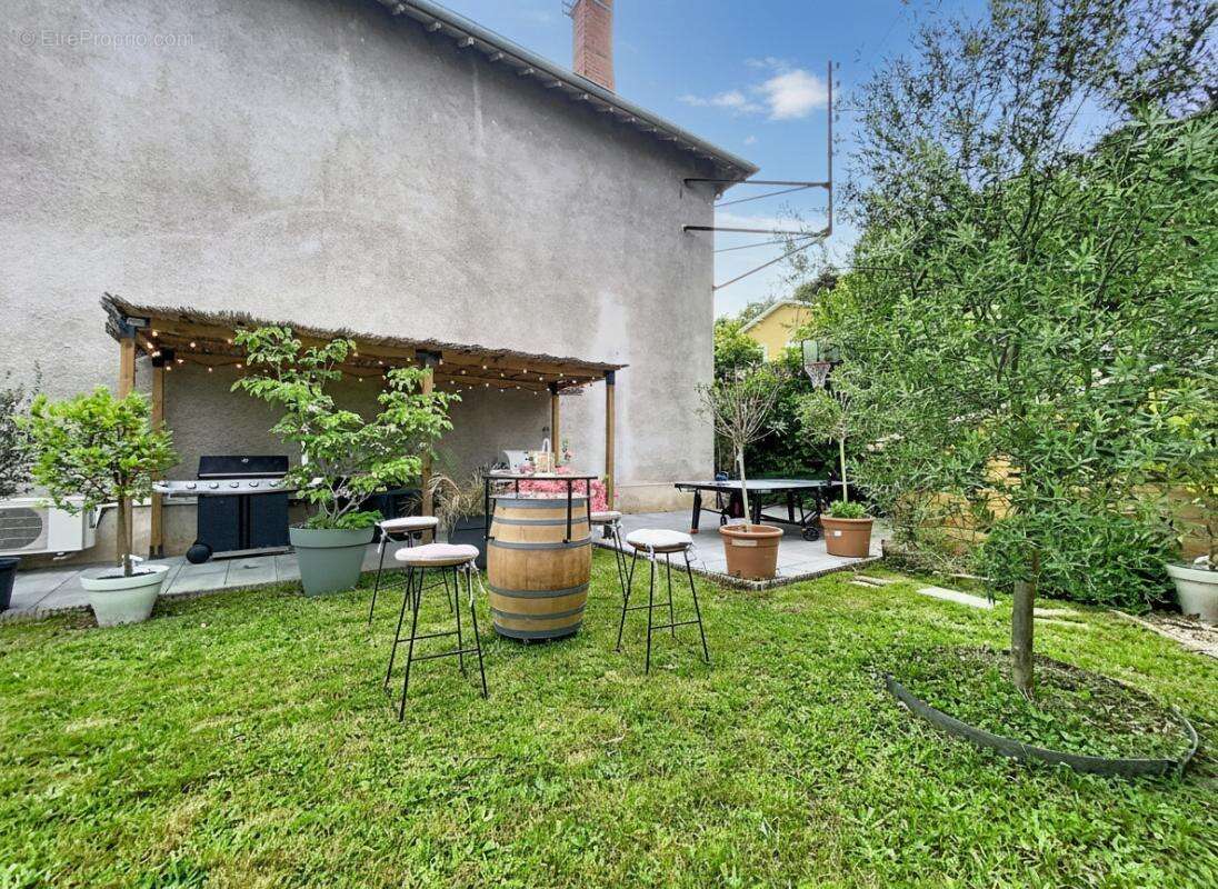 Appartement à GIVORS