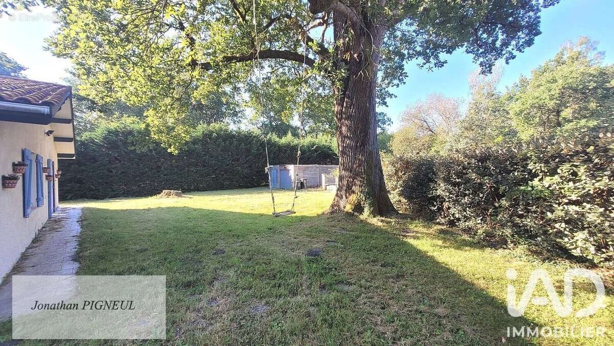 Maison 155 m² à La Brede  - photo 4