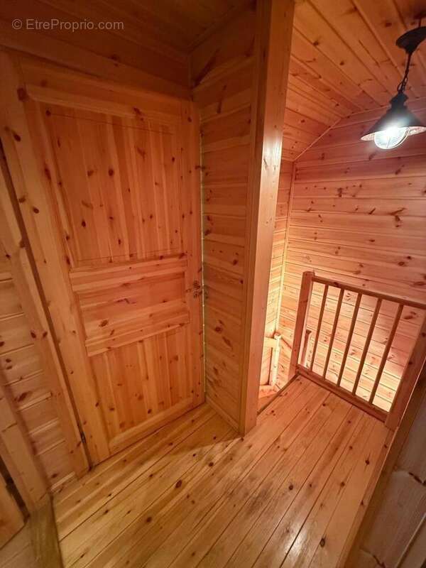   - Maison à L'HOSPITALET-PRES-L'ANDORRE
