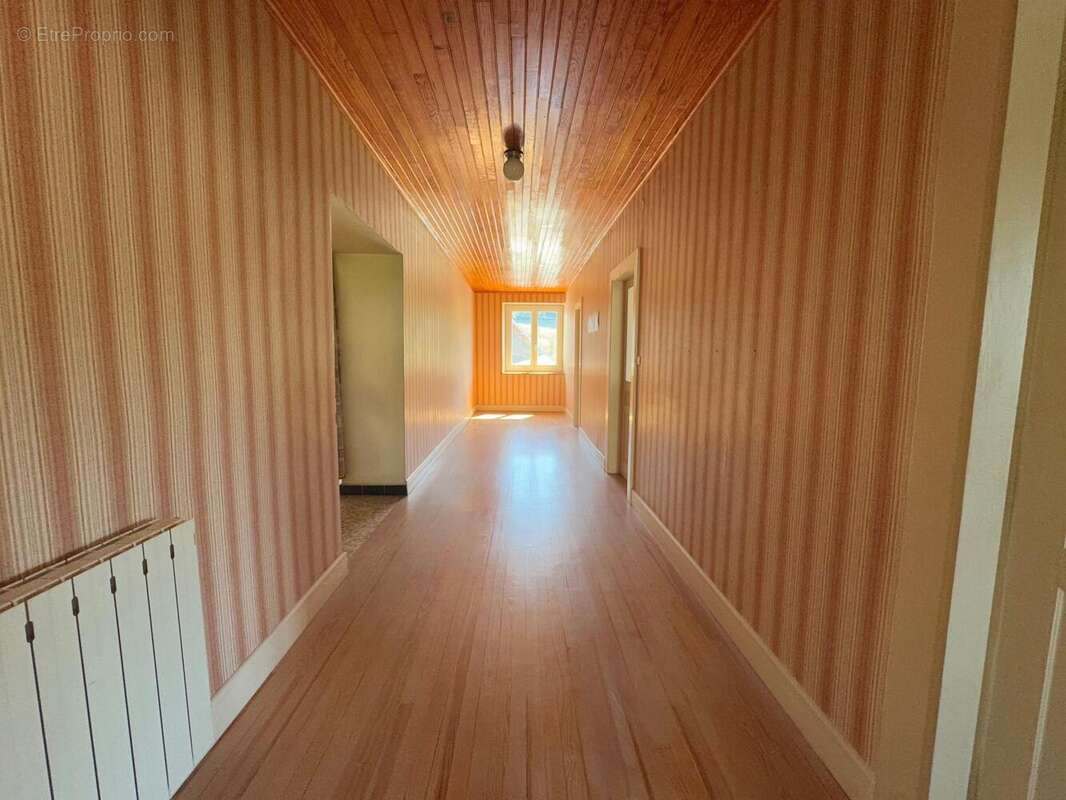 Appartement 115 m² à Vernierfontaine  - photo 6