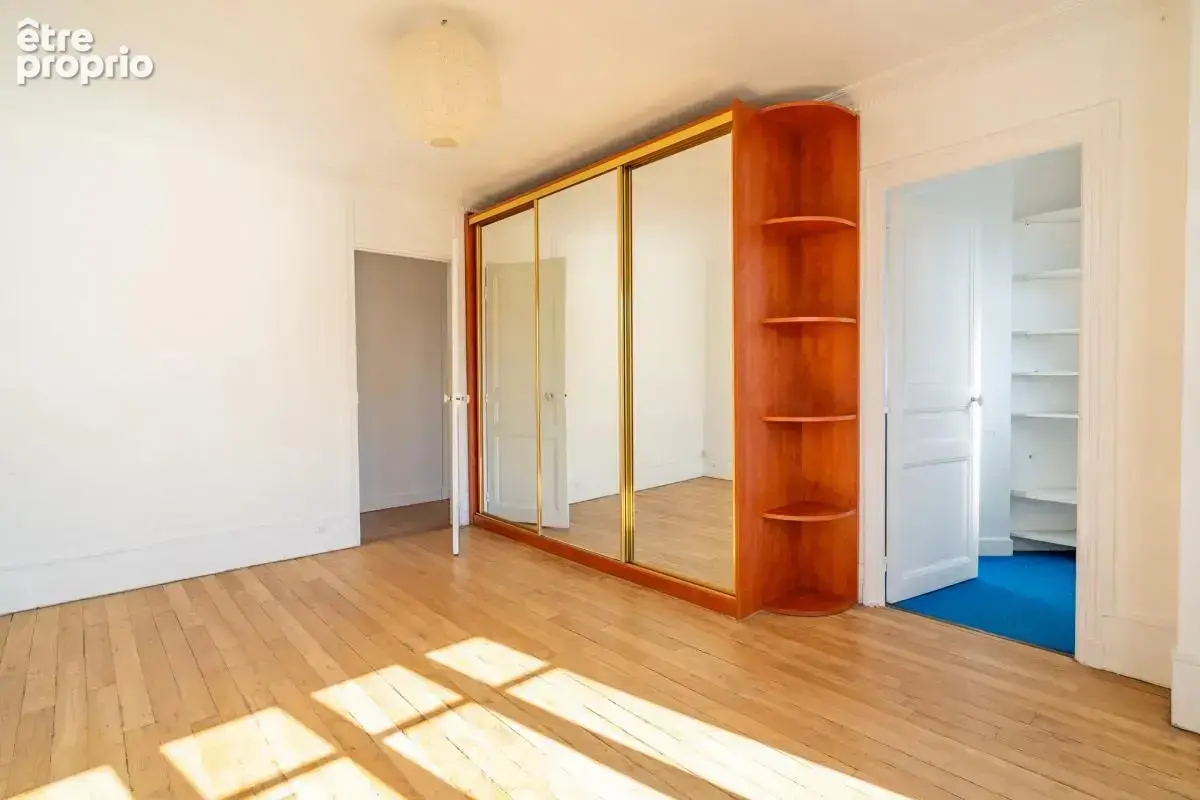 Appartement de 4 pièces de 100 m² à Issy-les-Moulineaux - photo 6