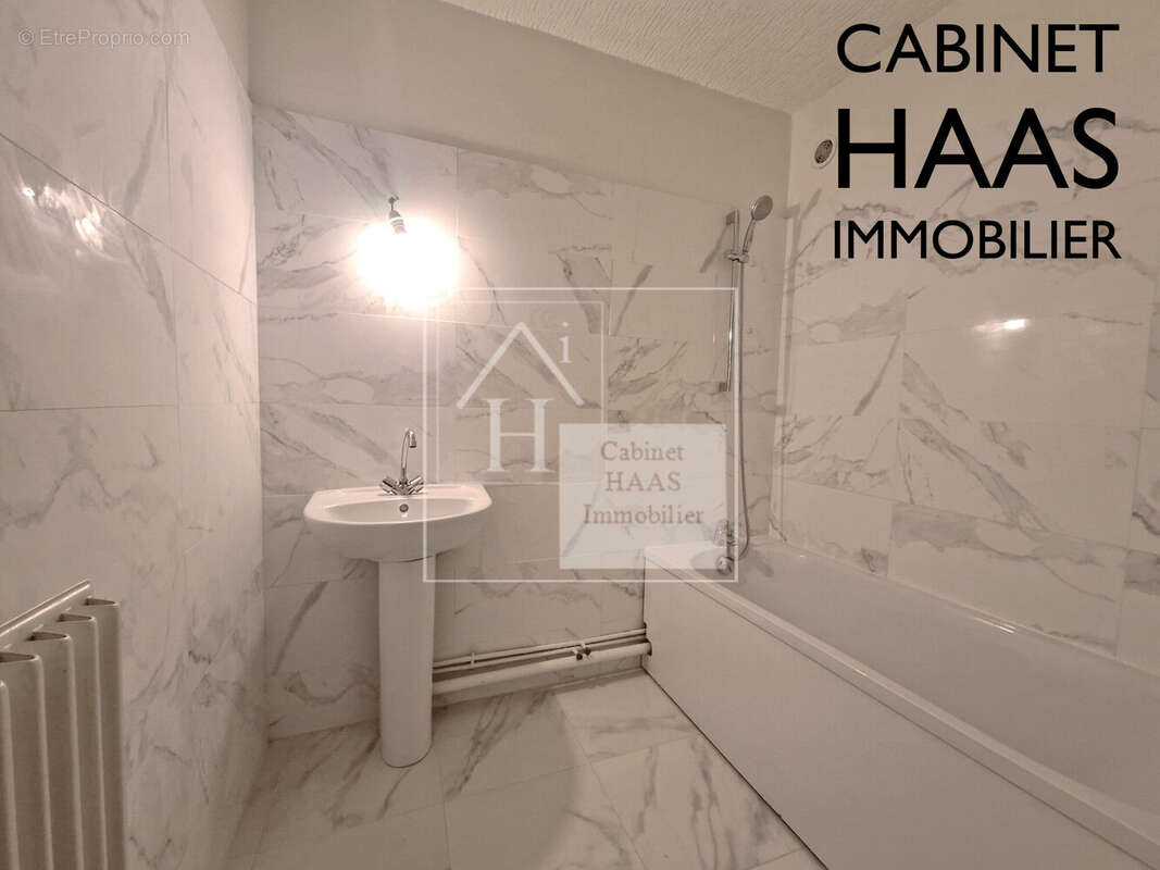 Salle de bains - Appartement à MAISONS-ALFORT