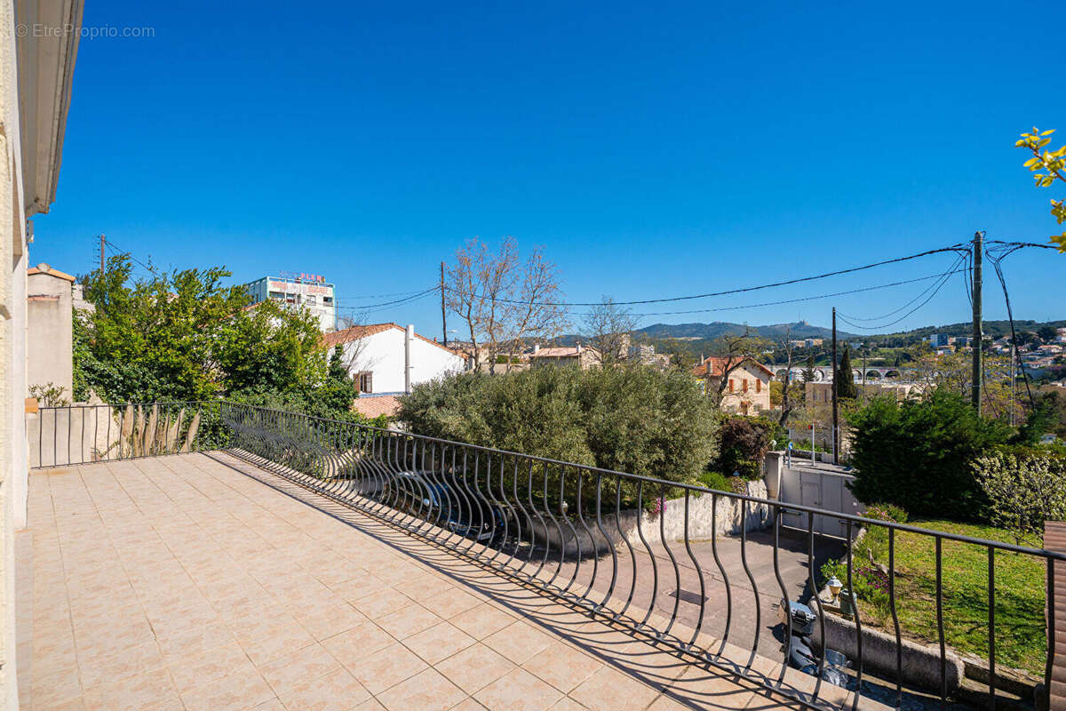Maison à MARSEILLE-15E