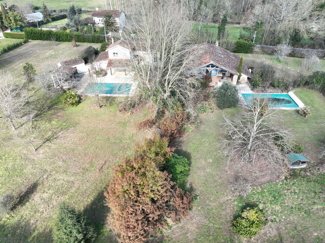 Maison à SAINT-VITE