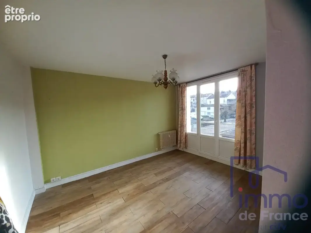 Appartement à LA RICAMARIE