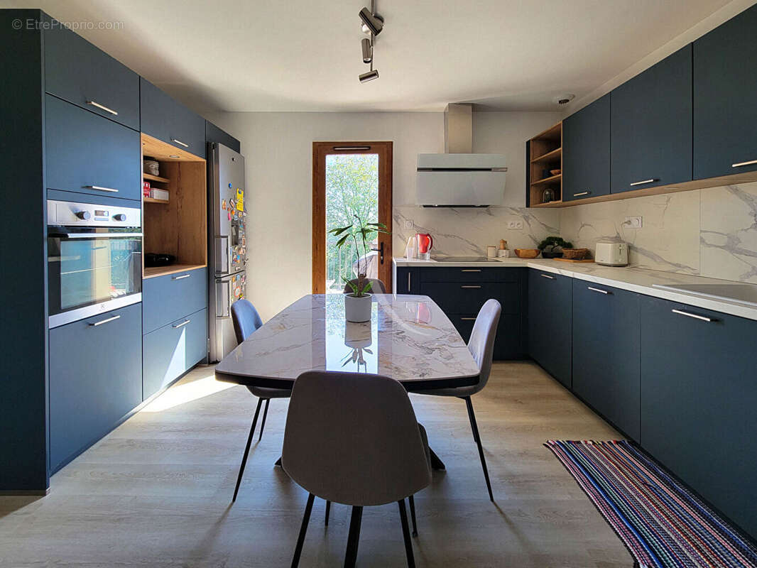 Maison à SERRES-CASTET