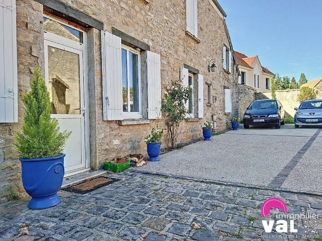 Maison à NOISY-SUR-ECOLE