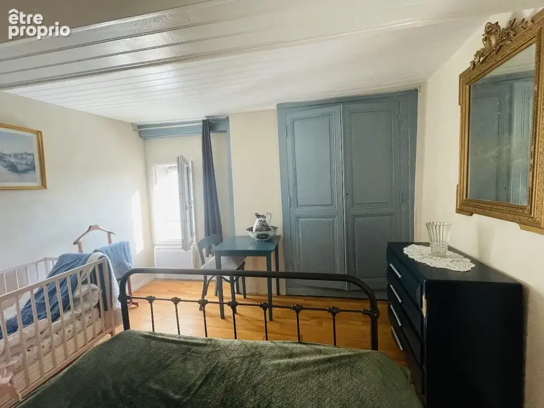 Jolie maison en pierre dans un village historique - photo 12