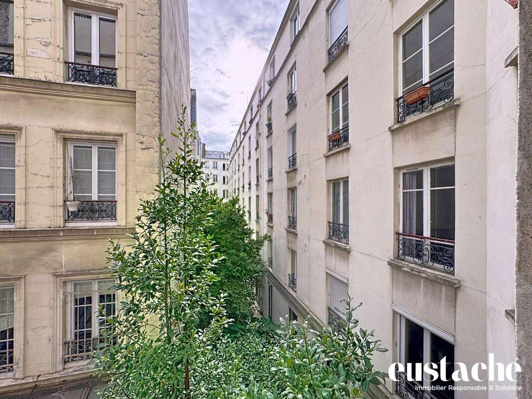 Appartement à PARIS-10E