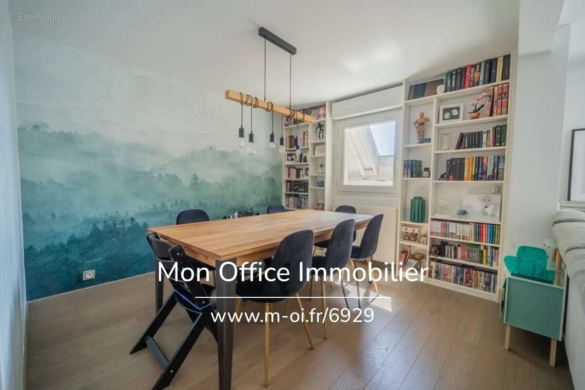 Référence : 6929-TCA. - Appartement duplex 4 pièces - balcon - cave - climatisation réversible et garage possible en sus (74000  - photo 6