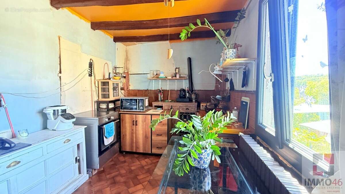 Maison 141 m² à Frayssinet  - photo 6