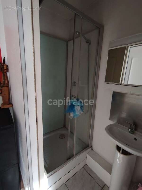Appartement à COULANGES-LA-VINEUSE