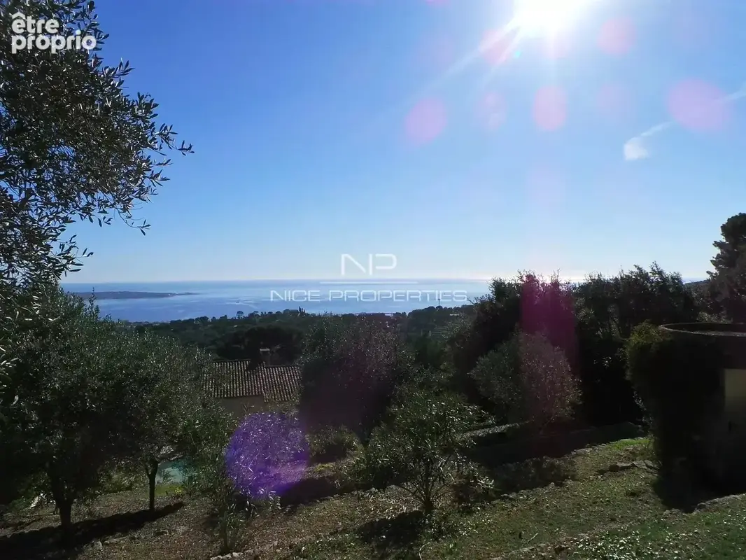 Villa Provençale avec vue mer panoramique à 15 minutes du centre de Cannes. - photo 27