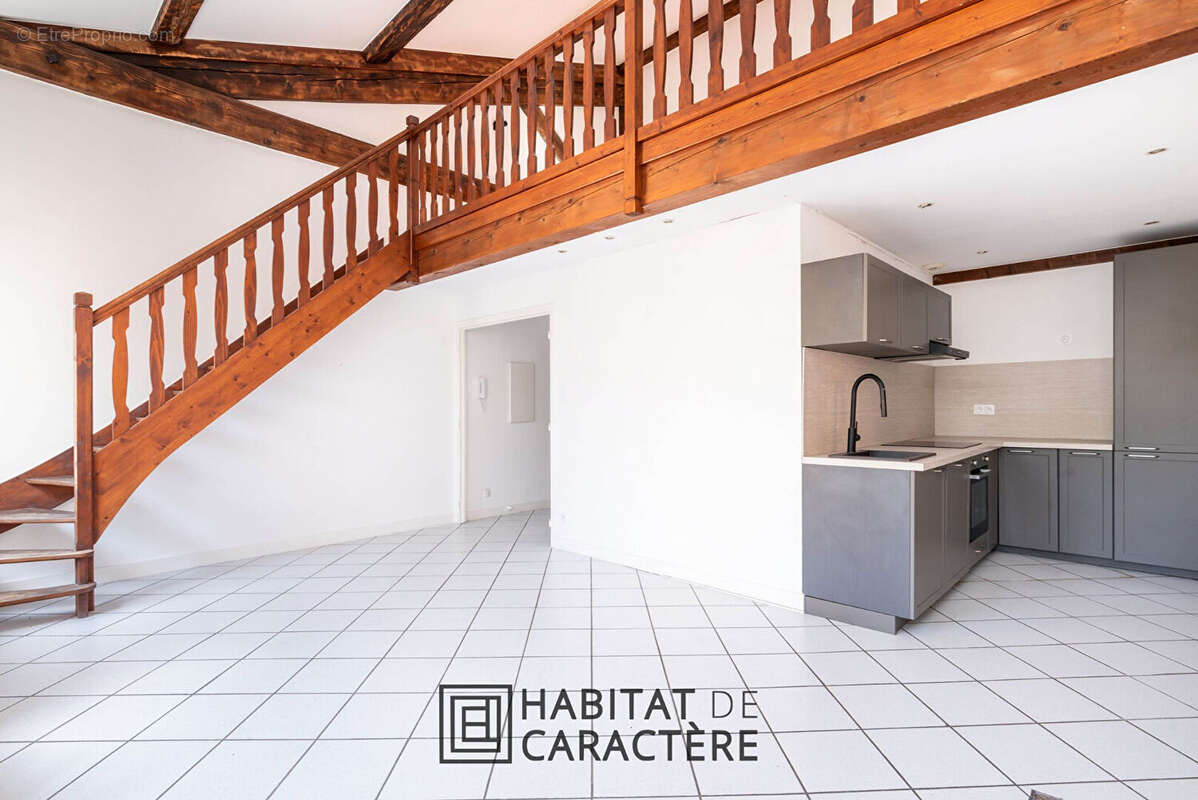 Appartement à LYON-1E