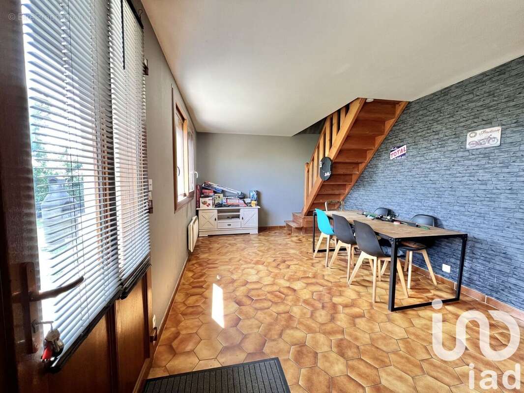 Photo 3 - Maison à THOIRE-SUR-DINAN