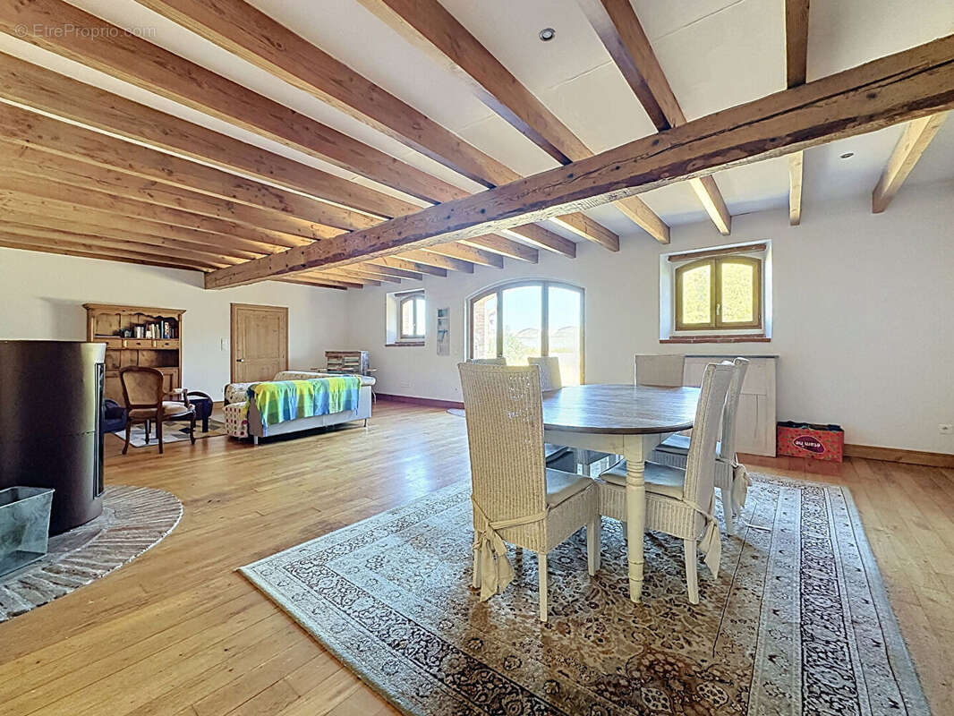 A vendre maison de caractère proche de Montauban avec dependance - photo 2