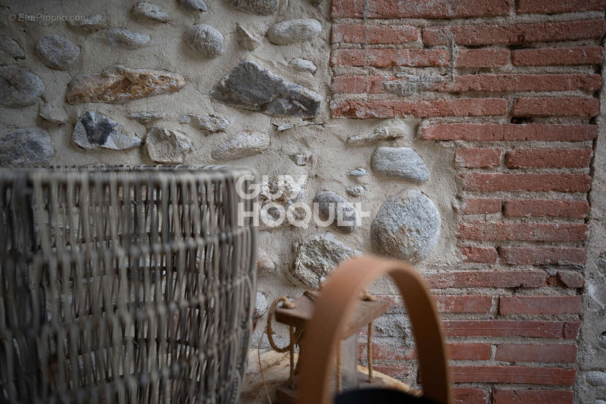 Maison à VILLENEUVE-DE-LA-RAHO