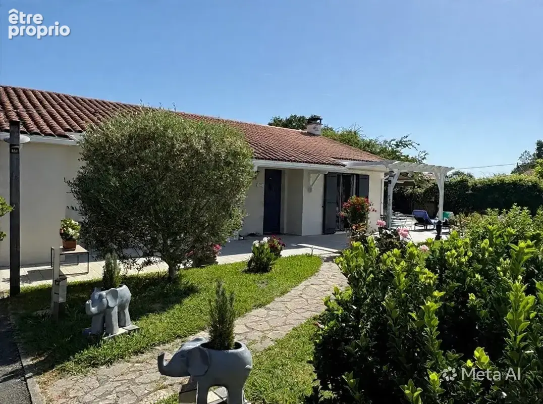 Maison 133 m² à Saint-Sulpice-Et-Cameyrac  - photo 2