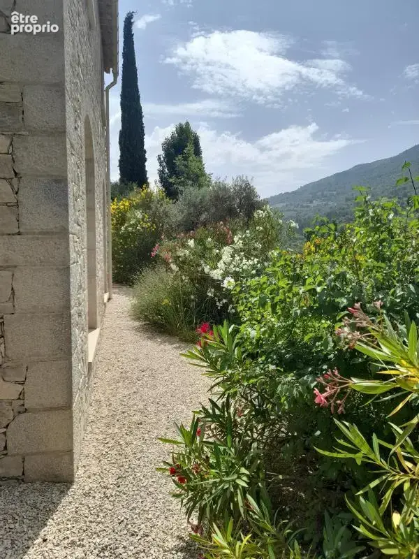 maison en pierre avec vue à couper le souffle - photo 9