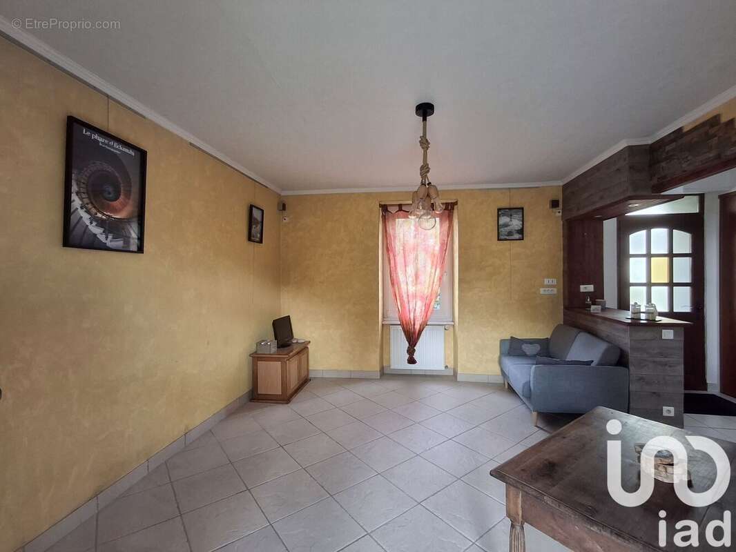 Photo 2 - Maison à QUIMPERLE