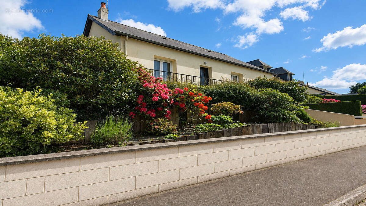 Maison à LA BOUEXIERE