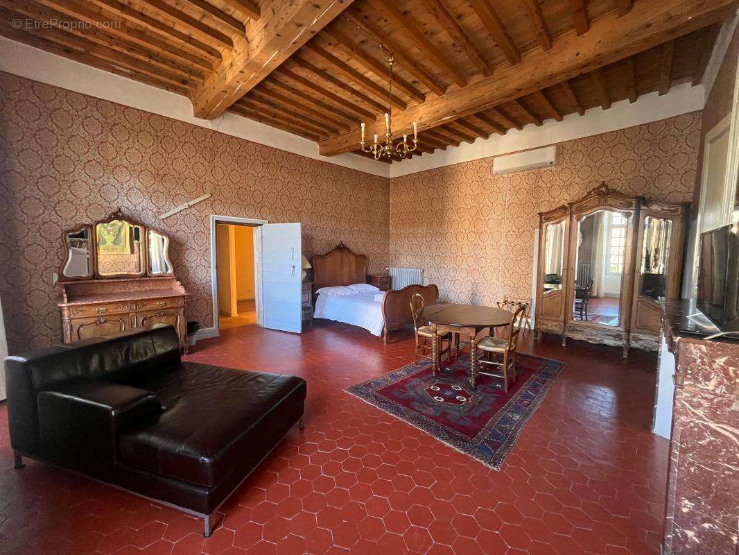 Maison à SAINT-GENIES-DE-COMOLAS