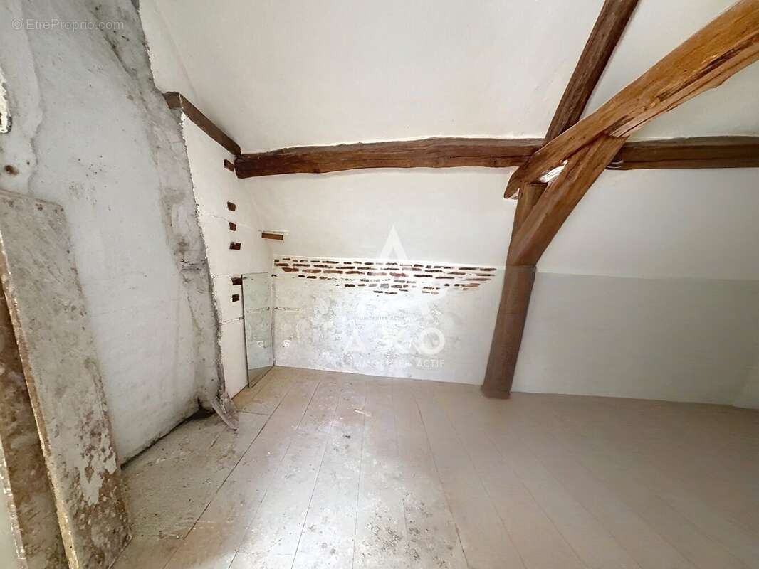 Maison à GUILLY