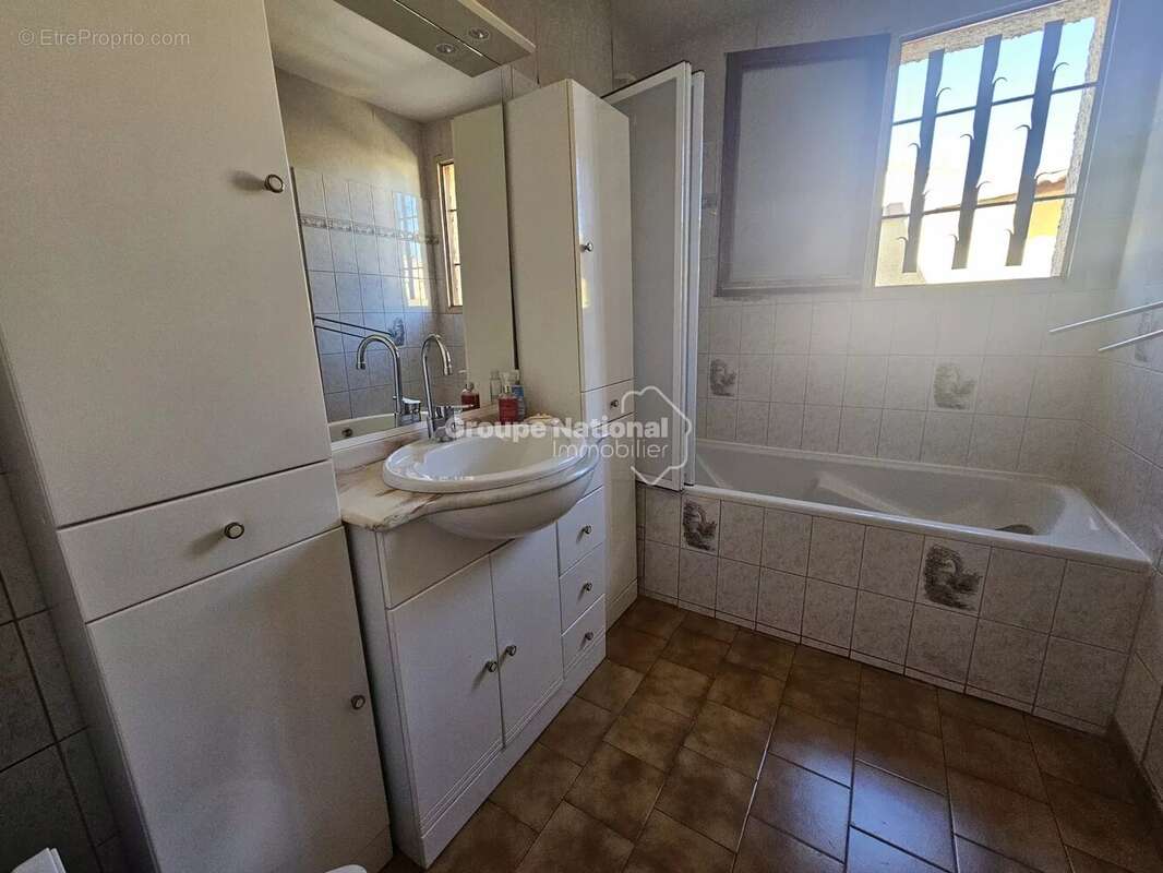 Maison à JONQUIERES