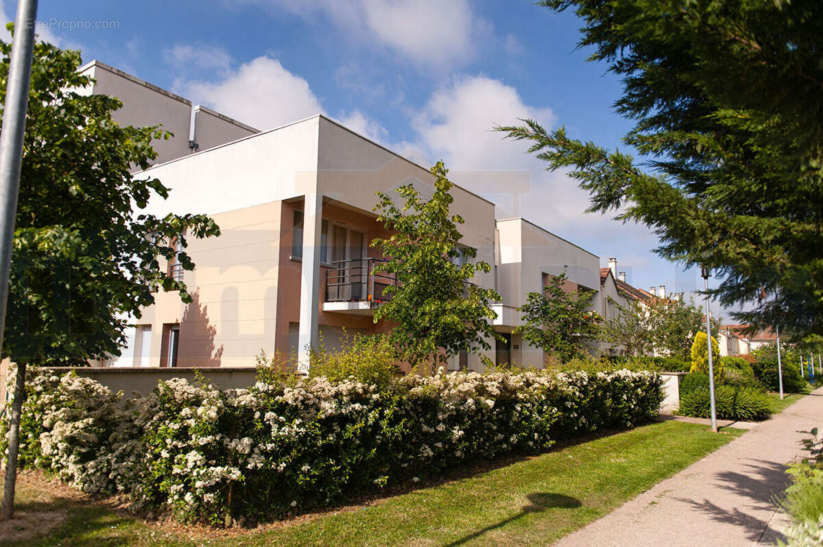 Appartement à BOIS-D'ARCY