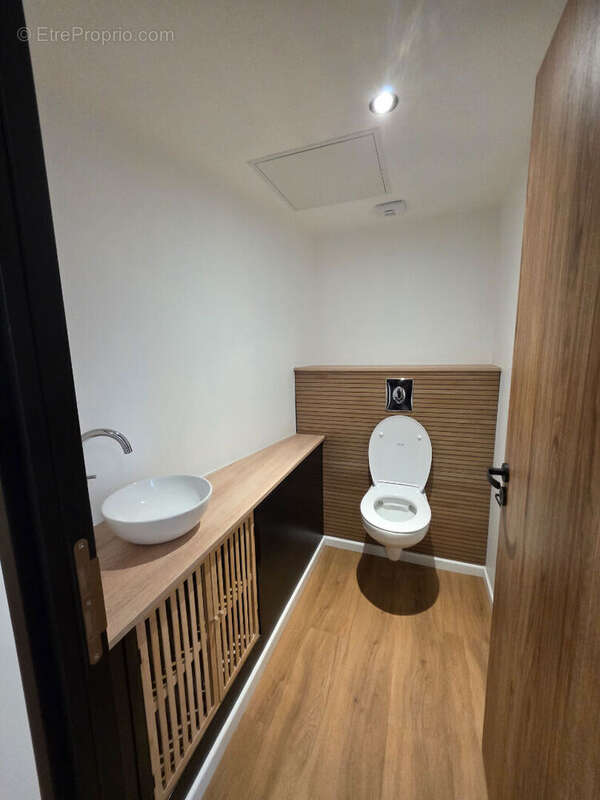 Maison à CREVECOEUR-LE-GRAND