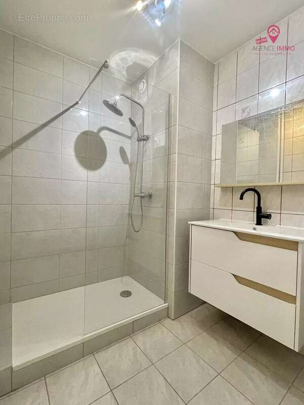 Appartement à VAULX-EN-VELIN