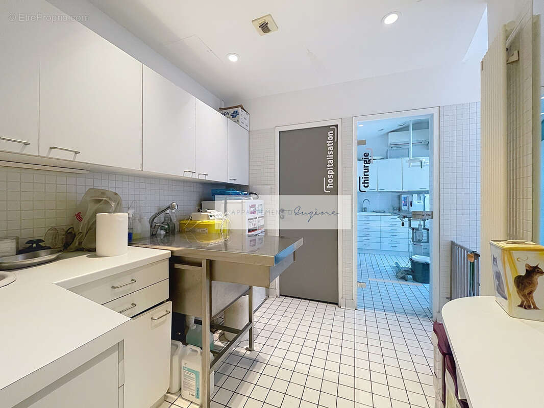 Commerce à PARIS-10E