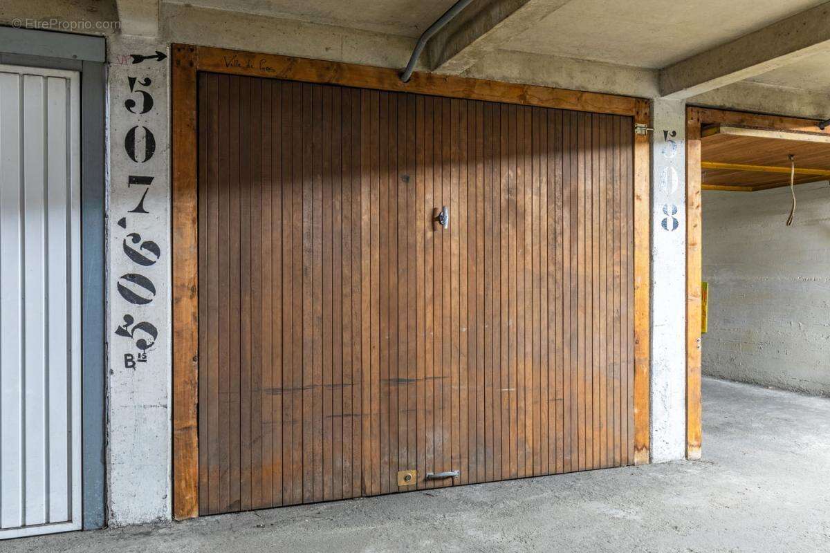 Box - Lot 217 - Paris (75) - photo 3
