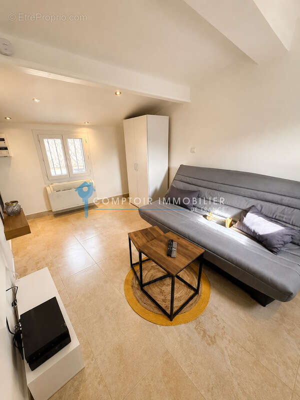 Dépt Hérault (34), à vendre MONTPELLIER studio en plein coeur du centre ville. - photo 3