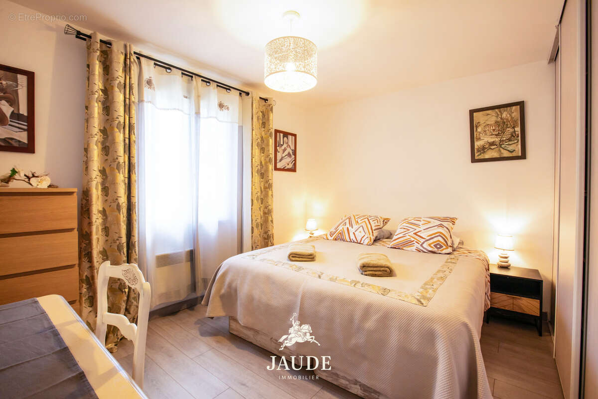 Maison à PLAN-DE-LA-TOUR