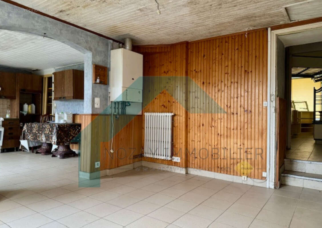 Maison à MARSAC-SUR-DON