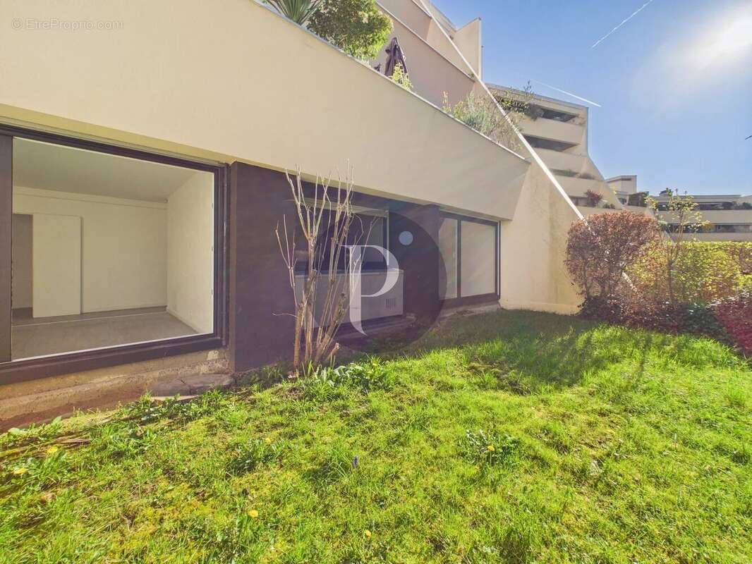 Appartement à VERRIERES-LE-BUISSON