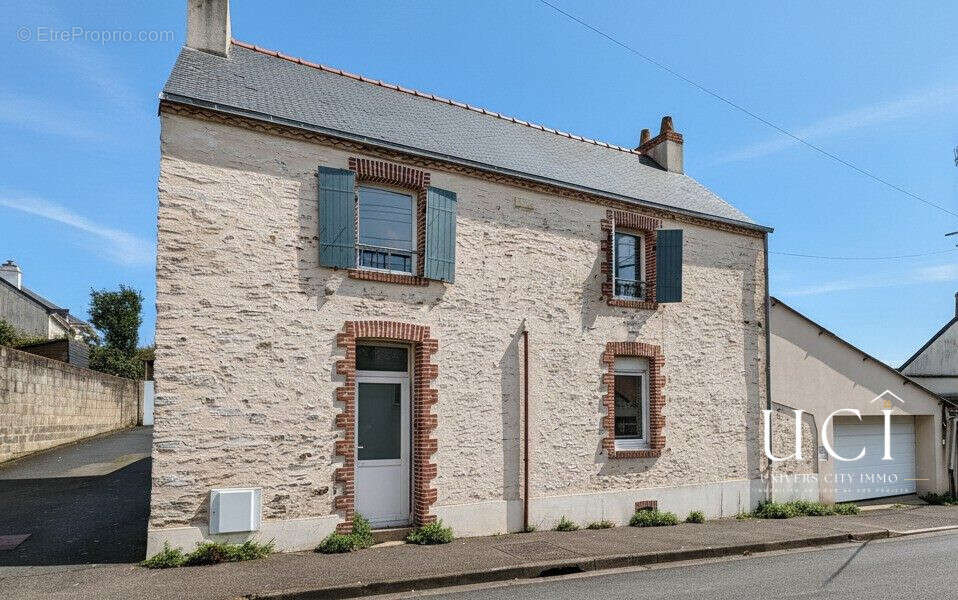 Maison 88 m² à Coueron  - photo 2