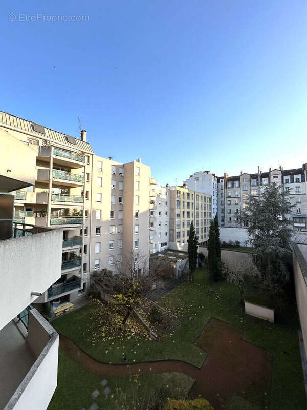 Appartement à LYON-3E